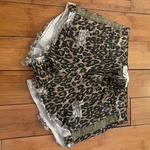 Boutique cheetah shorts